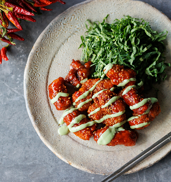 ヤンニョムチキン風ケールソース