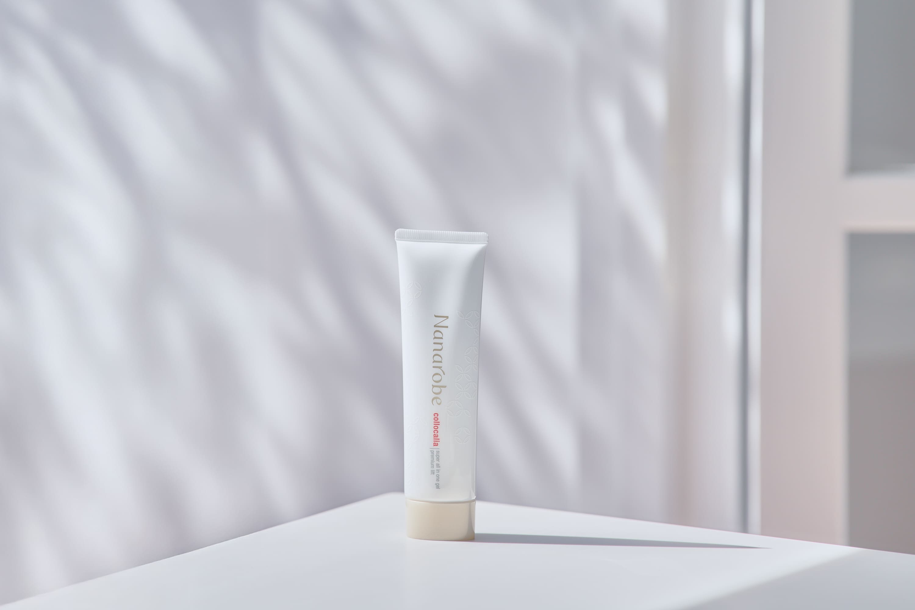 コロカリア スーパーオールインワン ジェル プレミアムリフト チューブタイプ