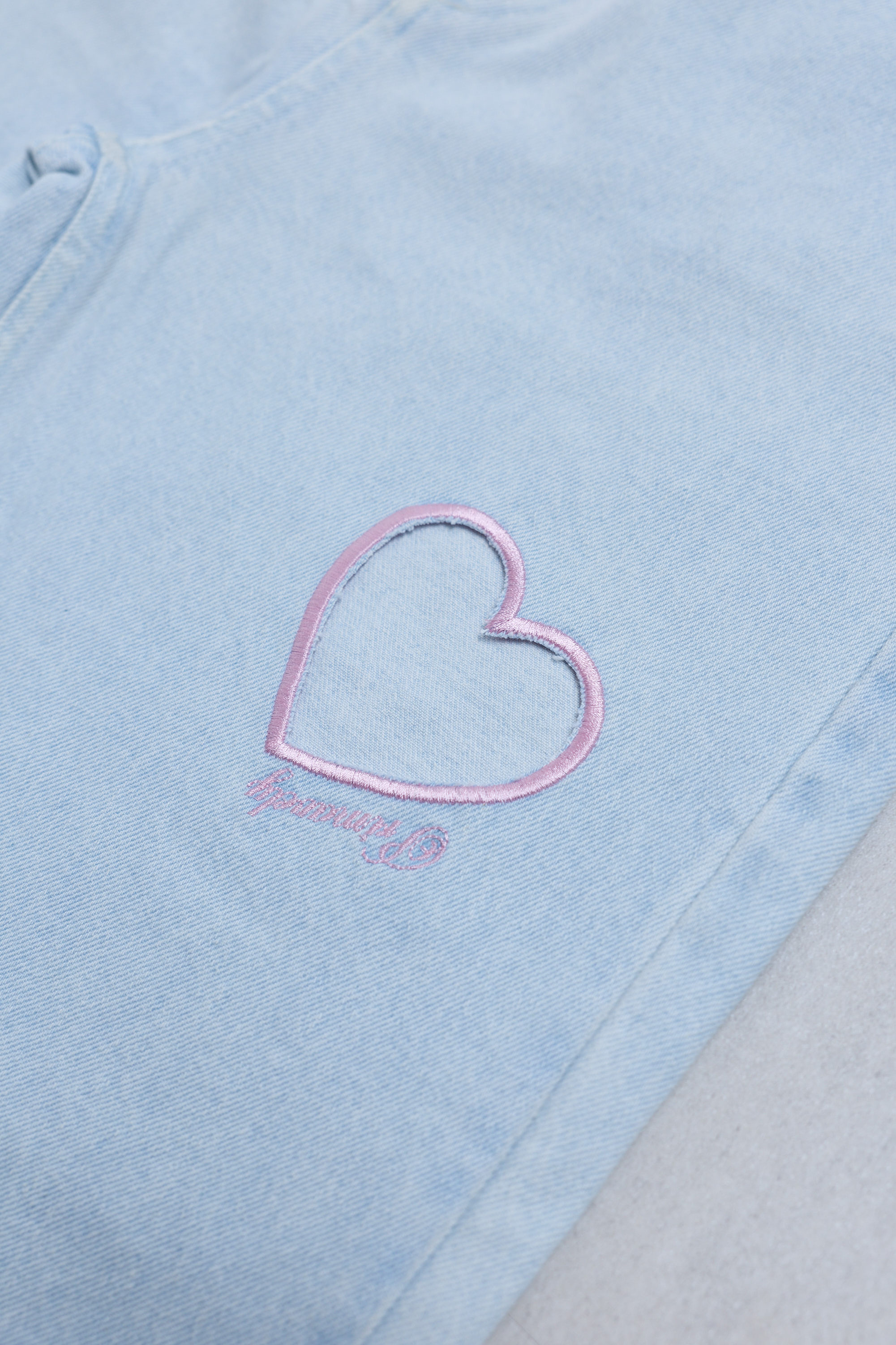 LOGO HEART DENIM PANTS