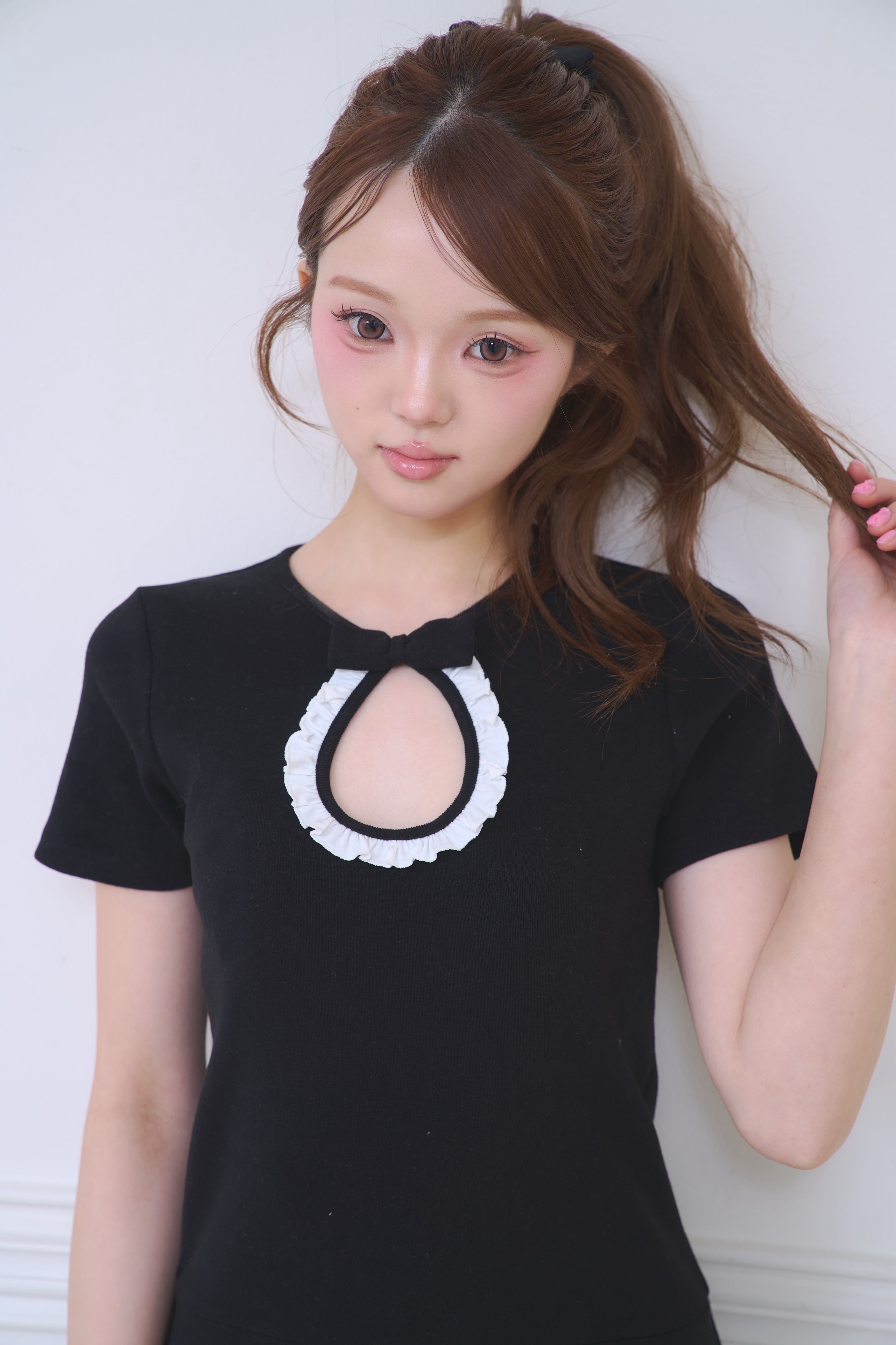 OPEN RIBBON DRESS