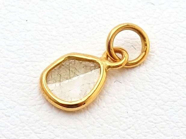 【卸】K18 スライスダイヤモンドPT Sサイズ プレーンフレーム ライトイエロー 18金［送料別/クーポン除外品］ 5x8mm-6x9mm前後