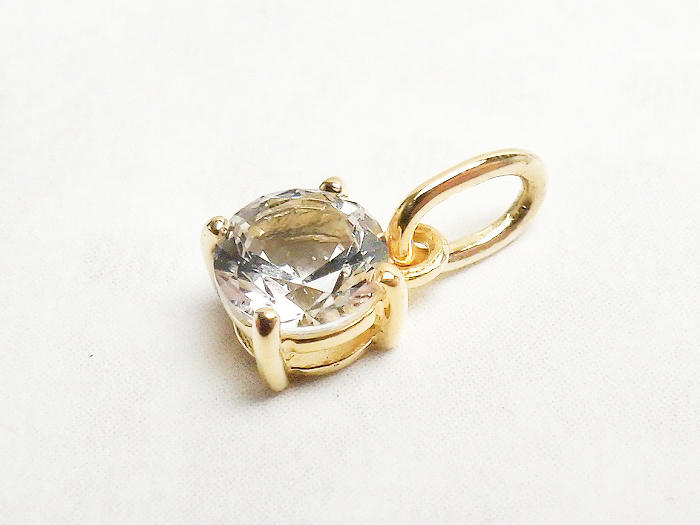 【卸】ペンダントトップ K18PT ラウンドカット ロシア産 フェナカイト［送料別/クーポン除外品］