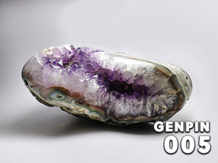 【卸】ジオード クラスター ハート型 アメジスト 現品No.RS022［送料別/クーポン除外品］