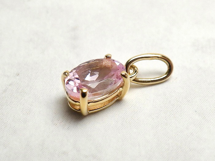 【卸】ペンダントトップ K18PT オーバルカット タンザニア産 ピンクスピネル［送料別/クーポン除外品］