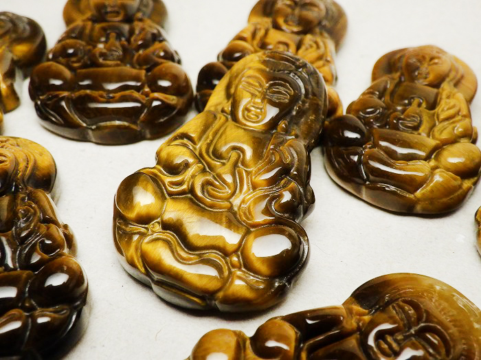 【卸】福袋用商材 ＜観音様＞タイガーアイ 穴あき彫刻 1個［送料別/クーポン除外品］