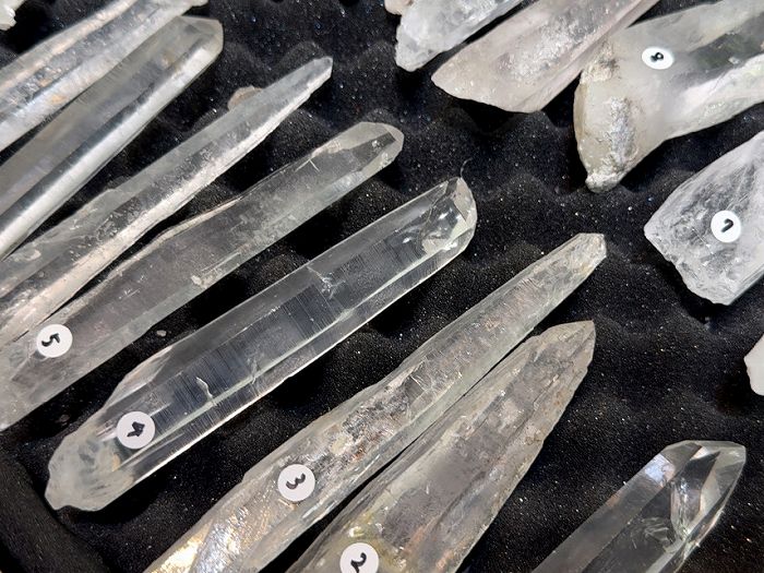 【卸】レーザークリスタル ポイント 現品No.RS003