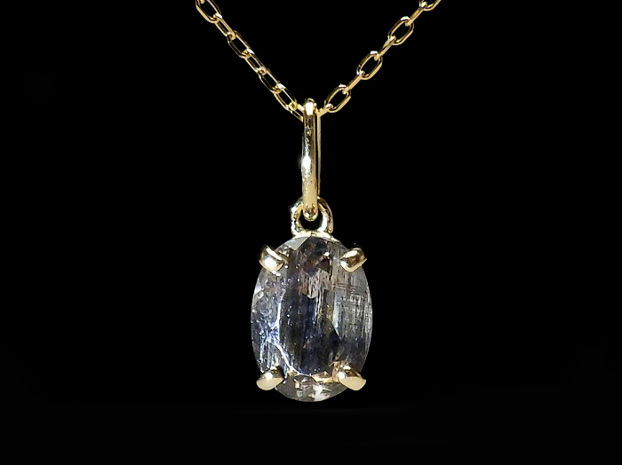 【卸】ペンダントトップ K18PT オーバルカット ブラジル産 レインボースキャポライト［送料別/クーポン除外品］