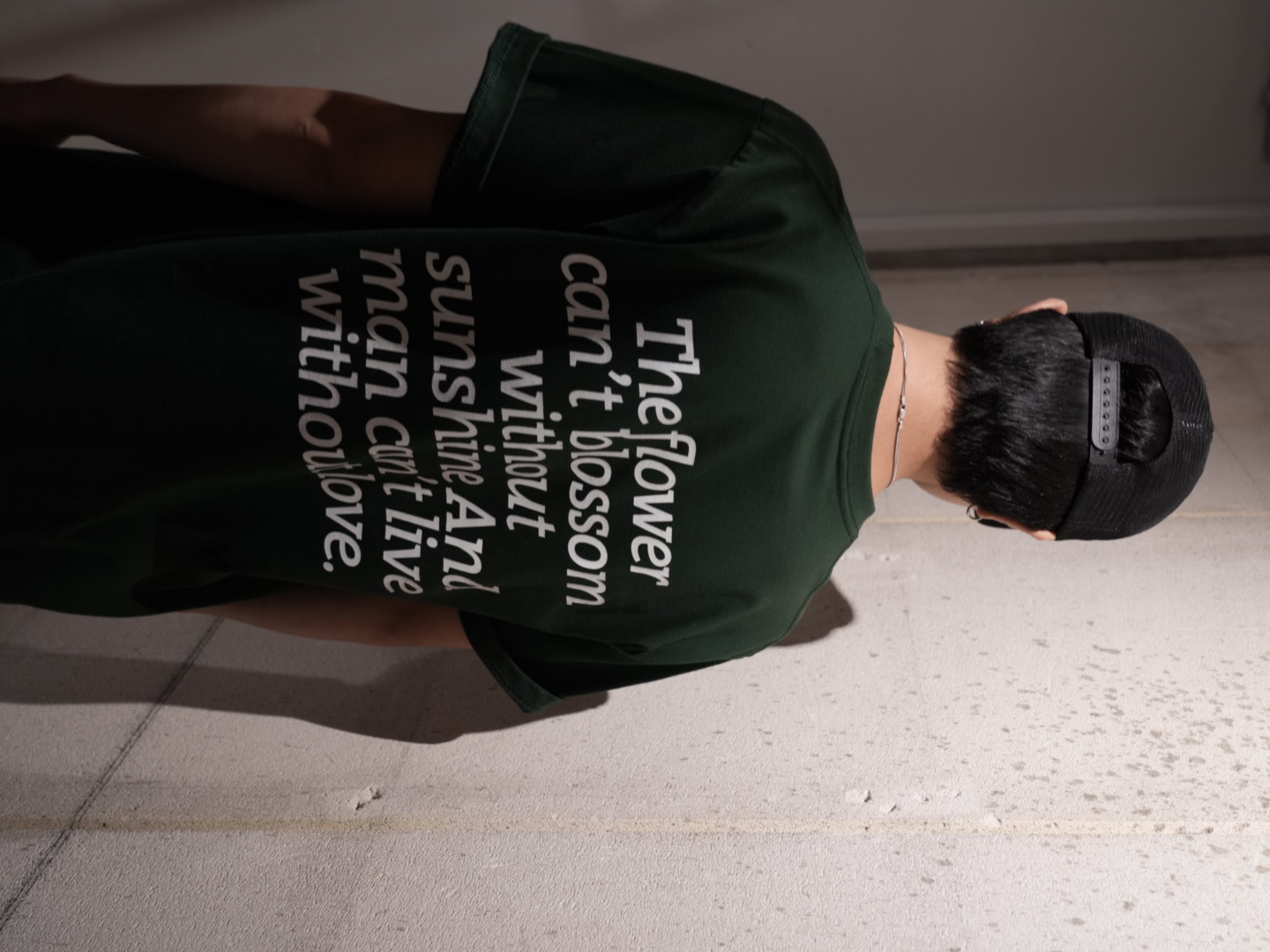 TAIYOFLOWER Tシャツ カラー: Black, サイズ: M