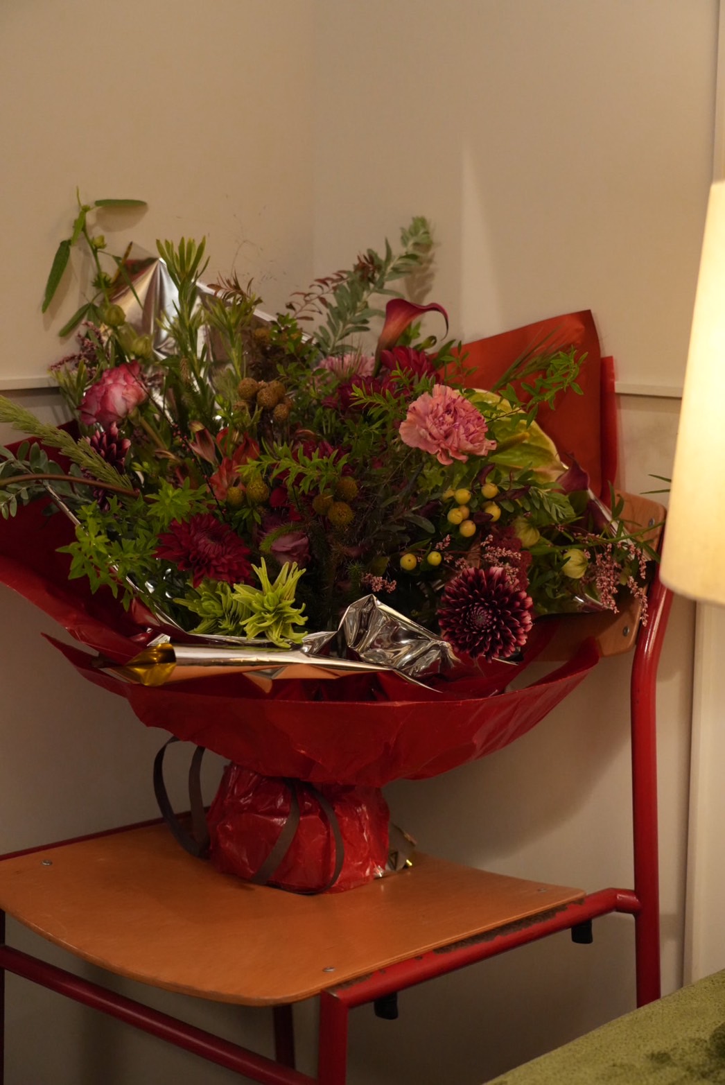Holiday propose bouquet
