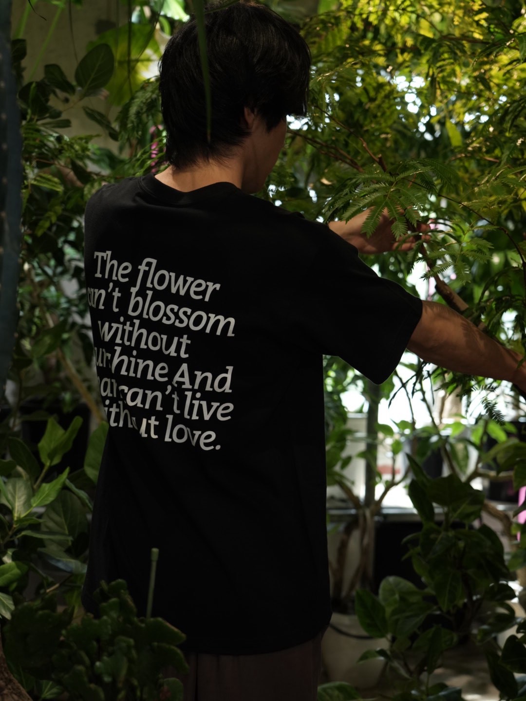 TAIYOFLOWER Tシャツ カラー: Black, サイズ: M