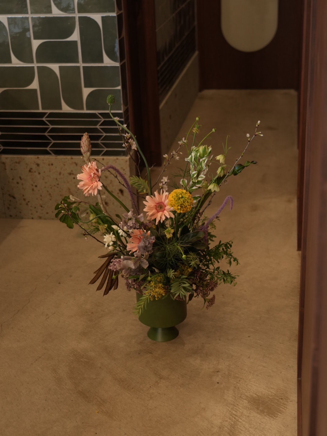 Arrangement L