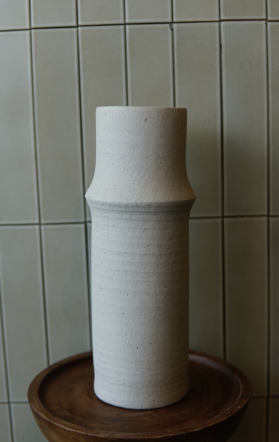 Flower vase pottery cylinder white M