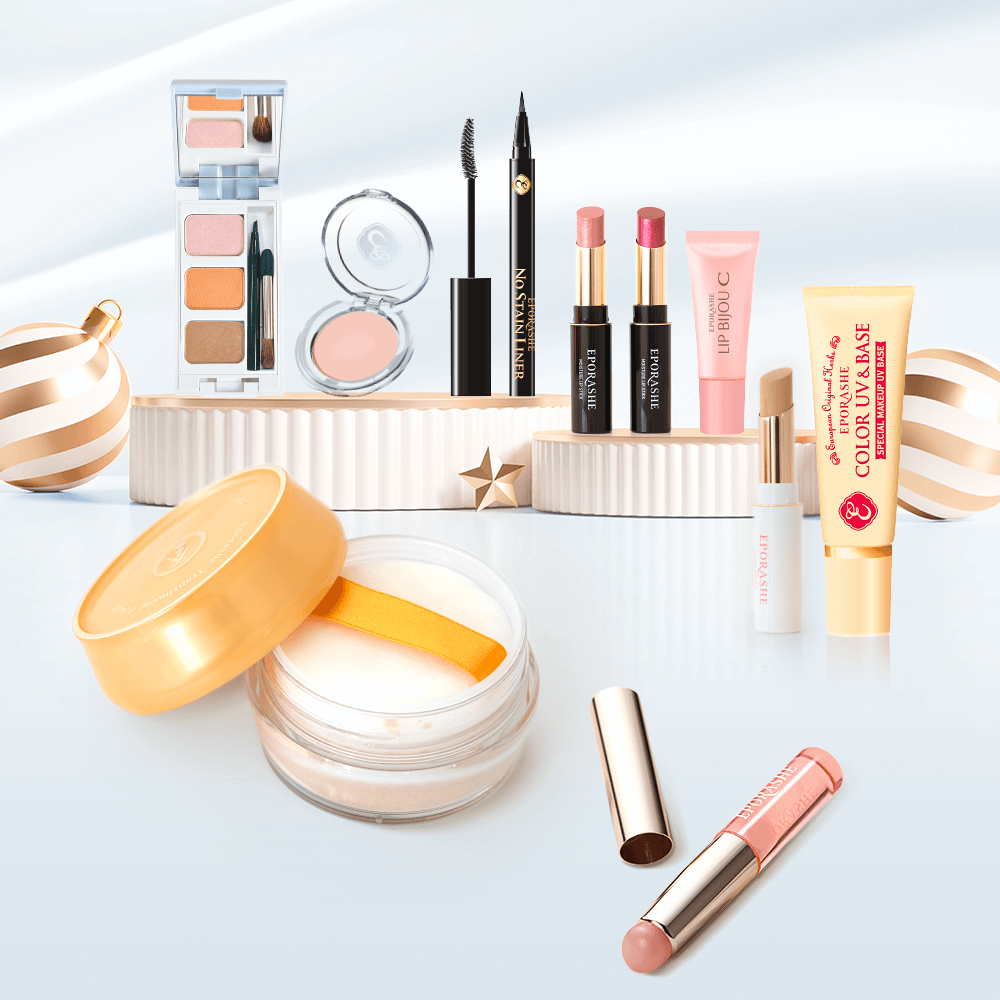 クリスマスコフレ2025　ルーセントパウダー&カラーUV30g