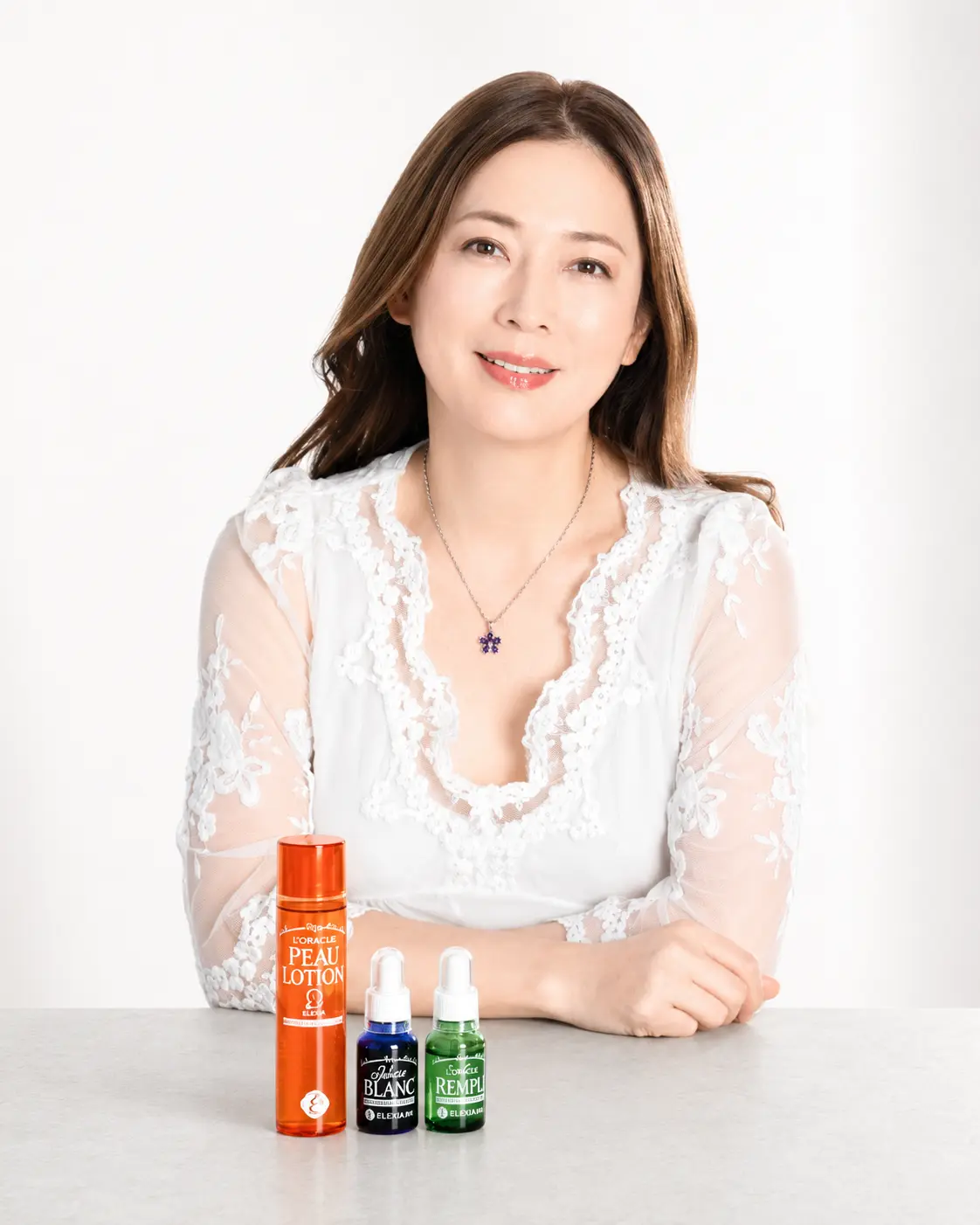 美容研究家 岡江美希とエポラーシェ商品
