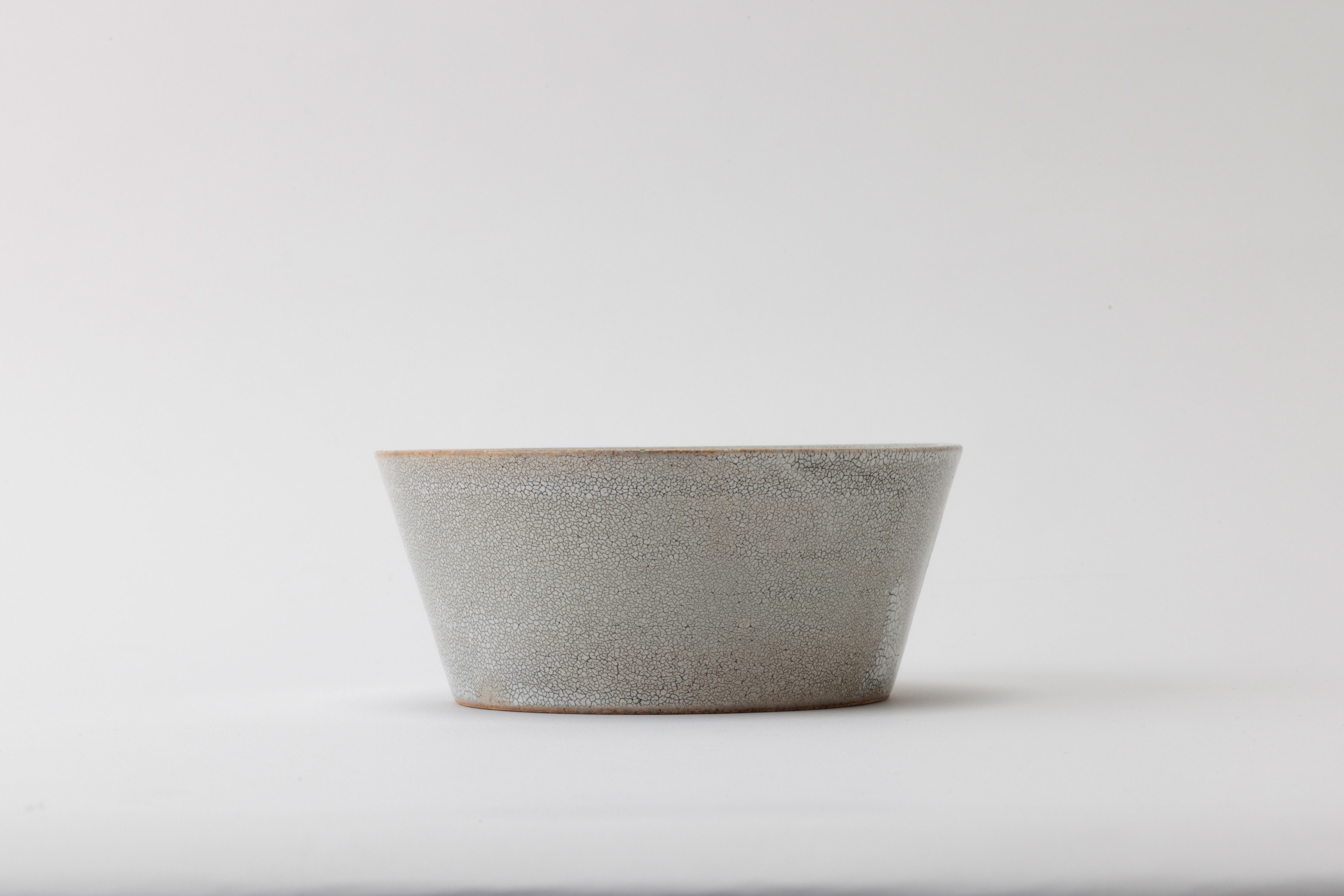 kairagi bowl color: white