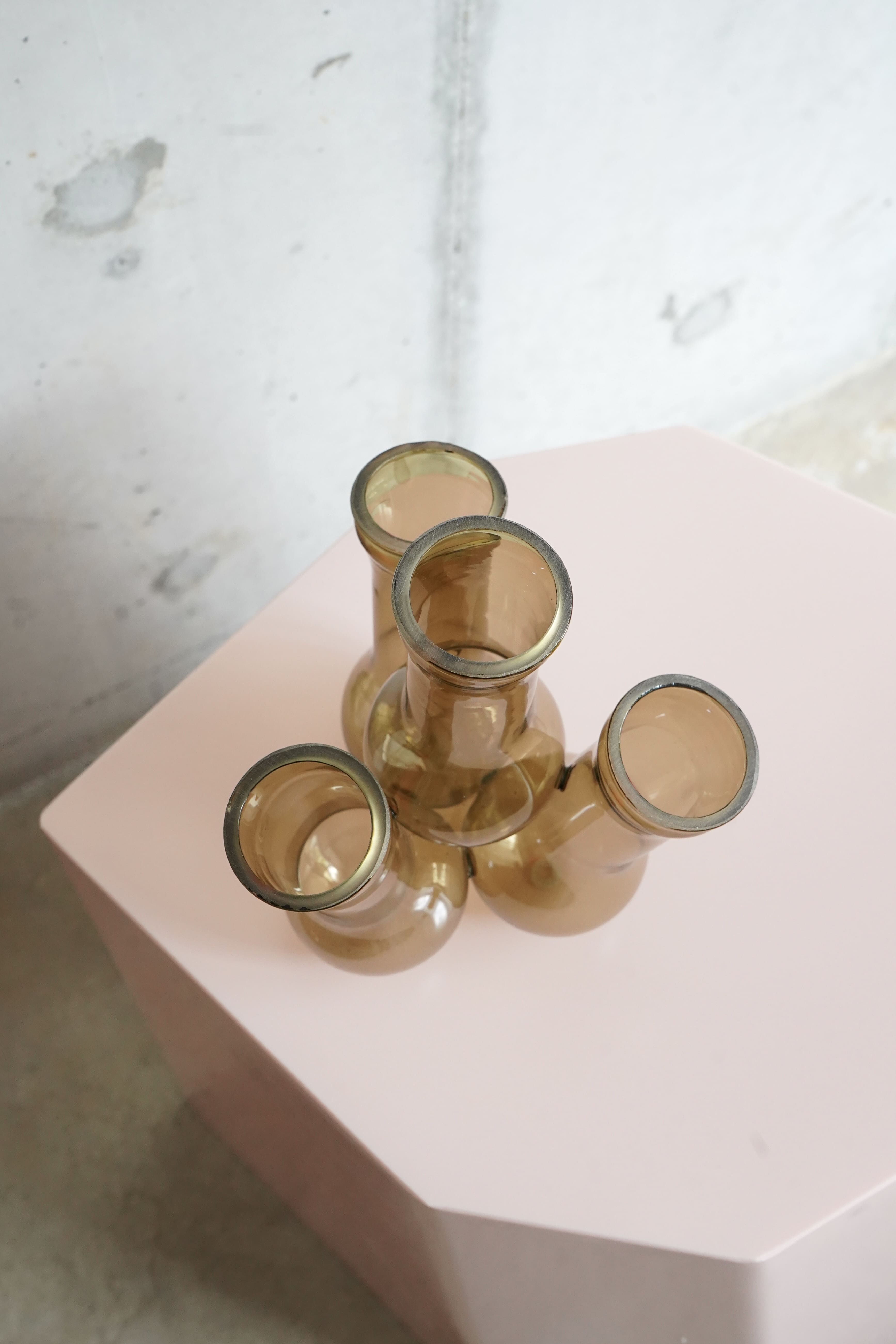 MULTI HOLE VASE (S) / brown