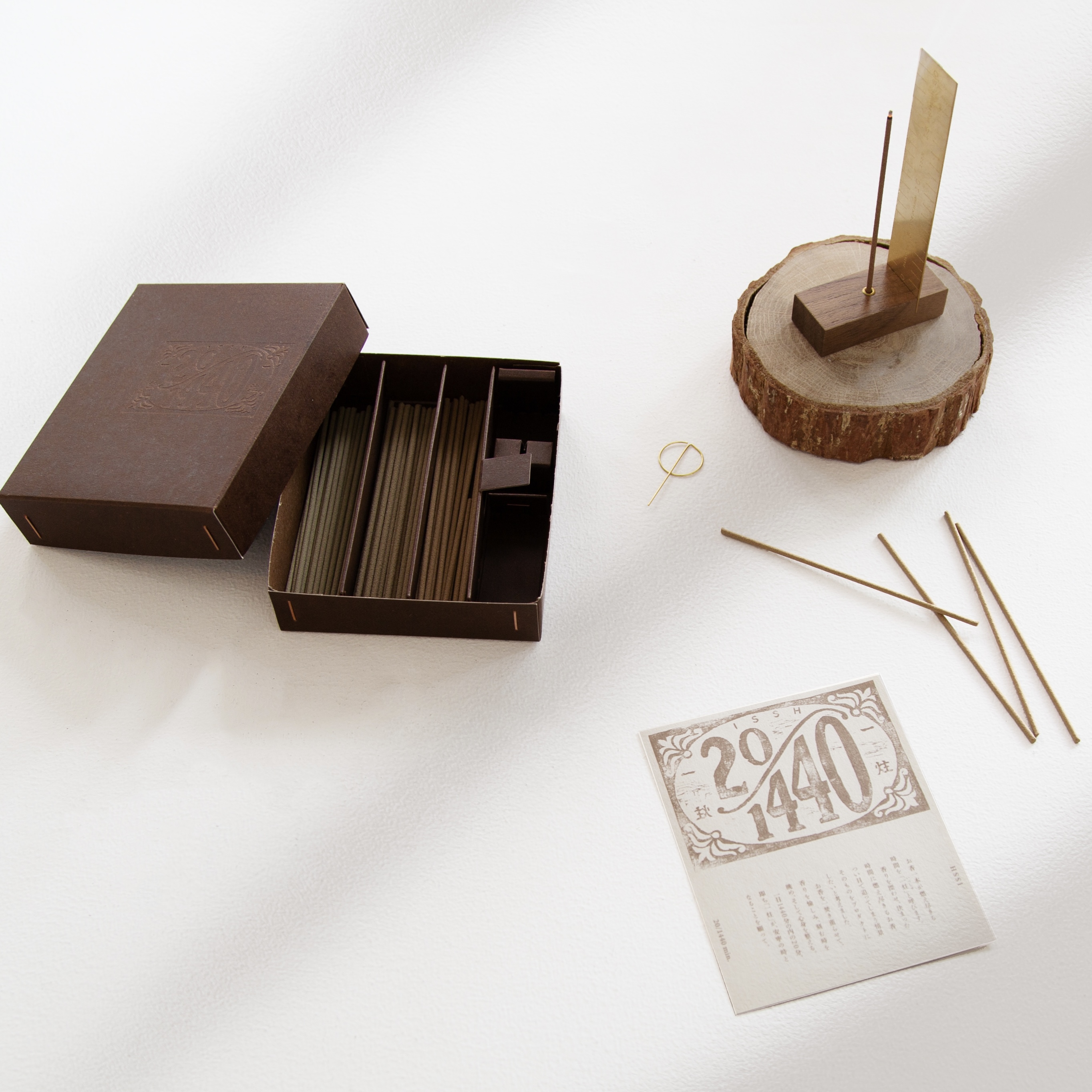 ISSH/寧日/お香と香立てのセット