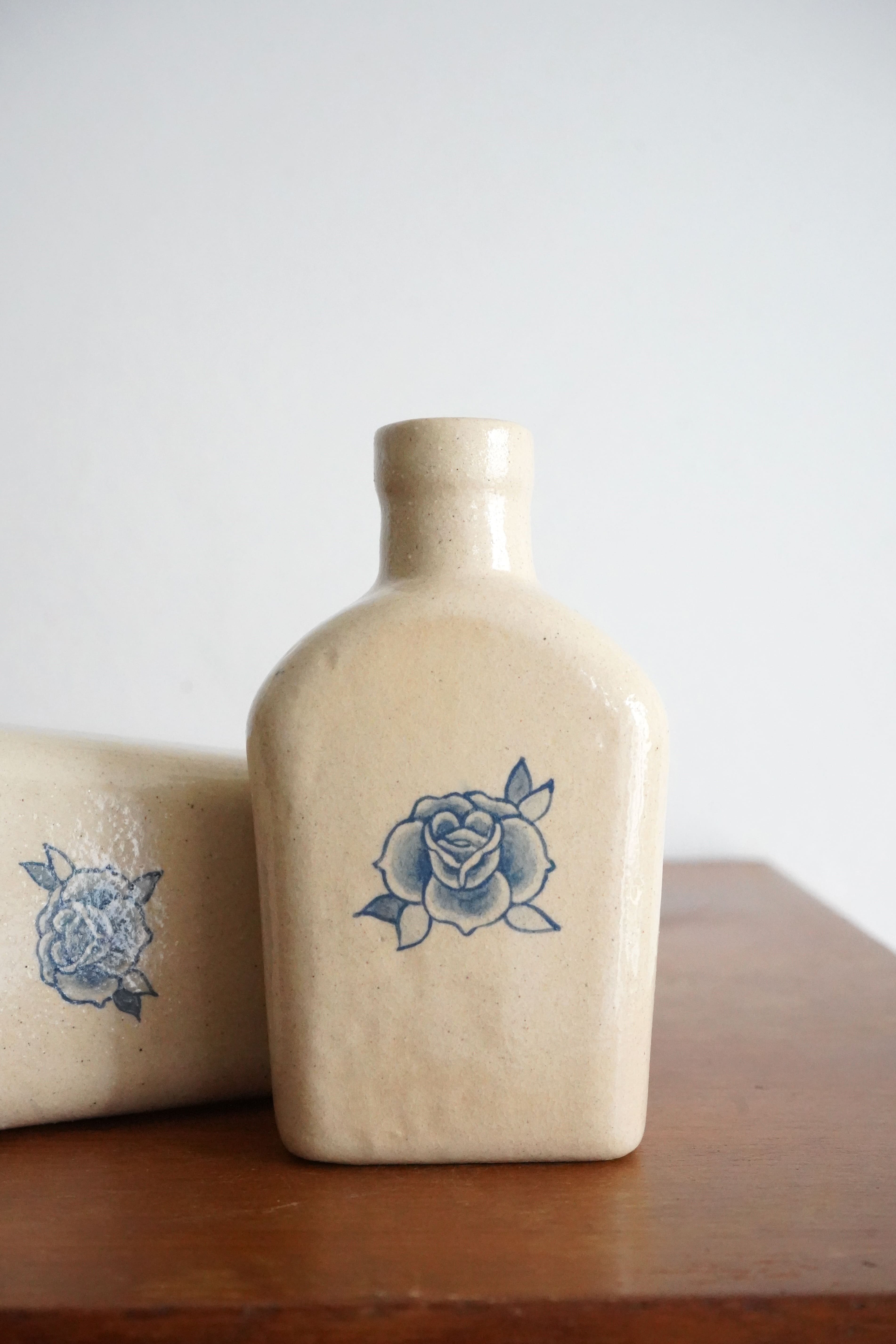vase / rose