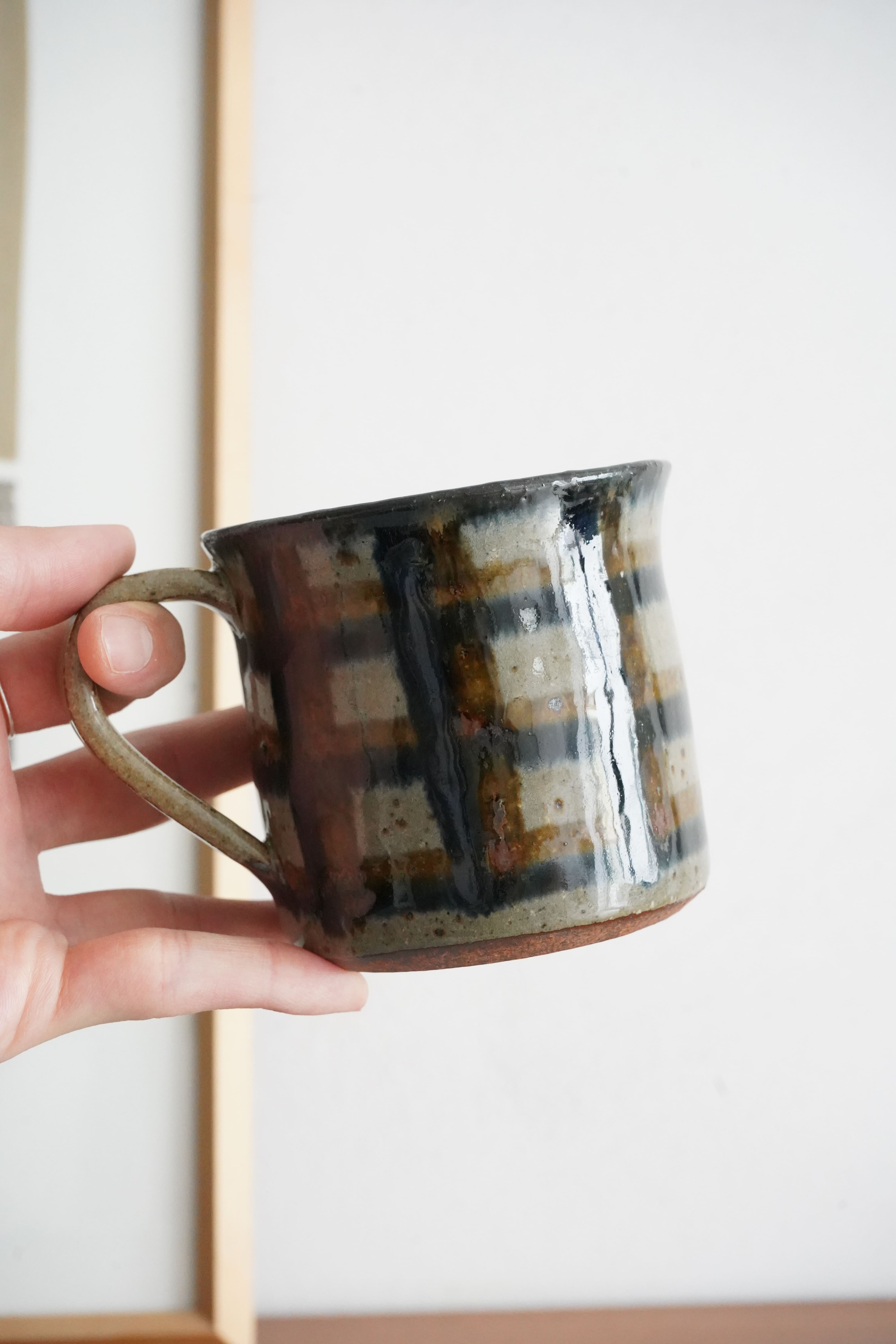 check / mug