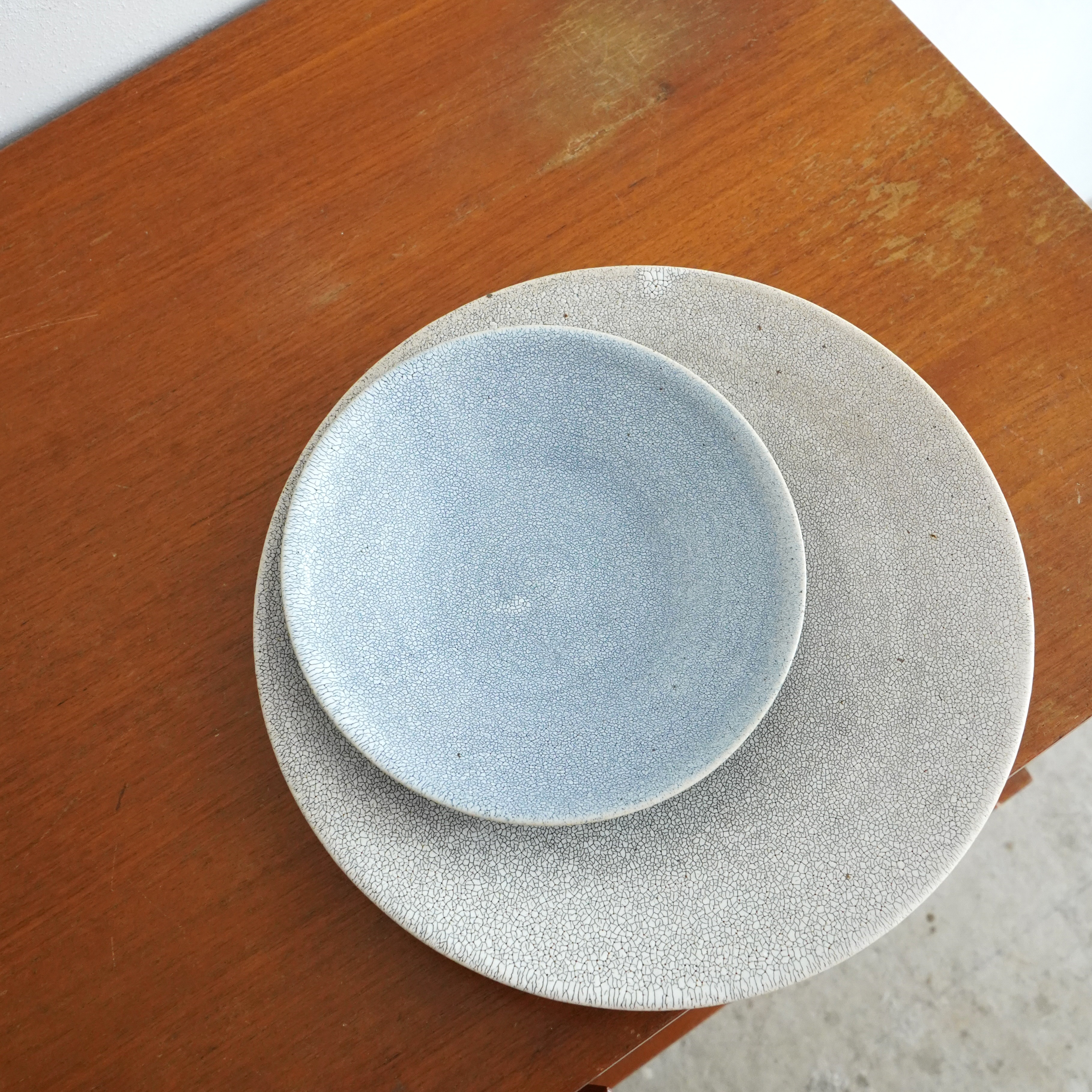 kairagi plate M color: white