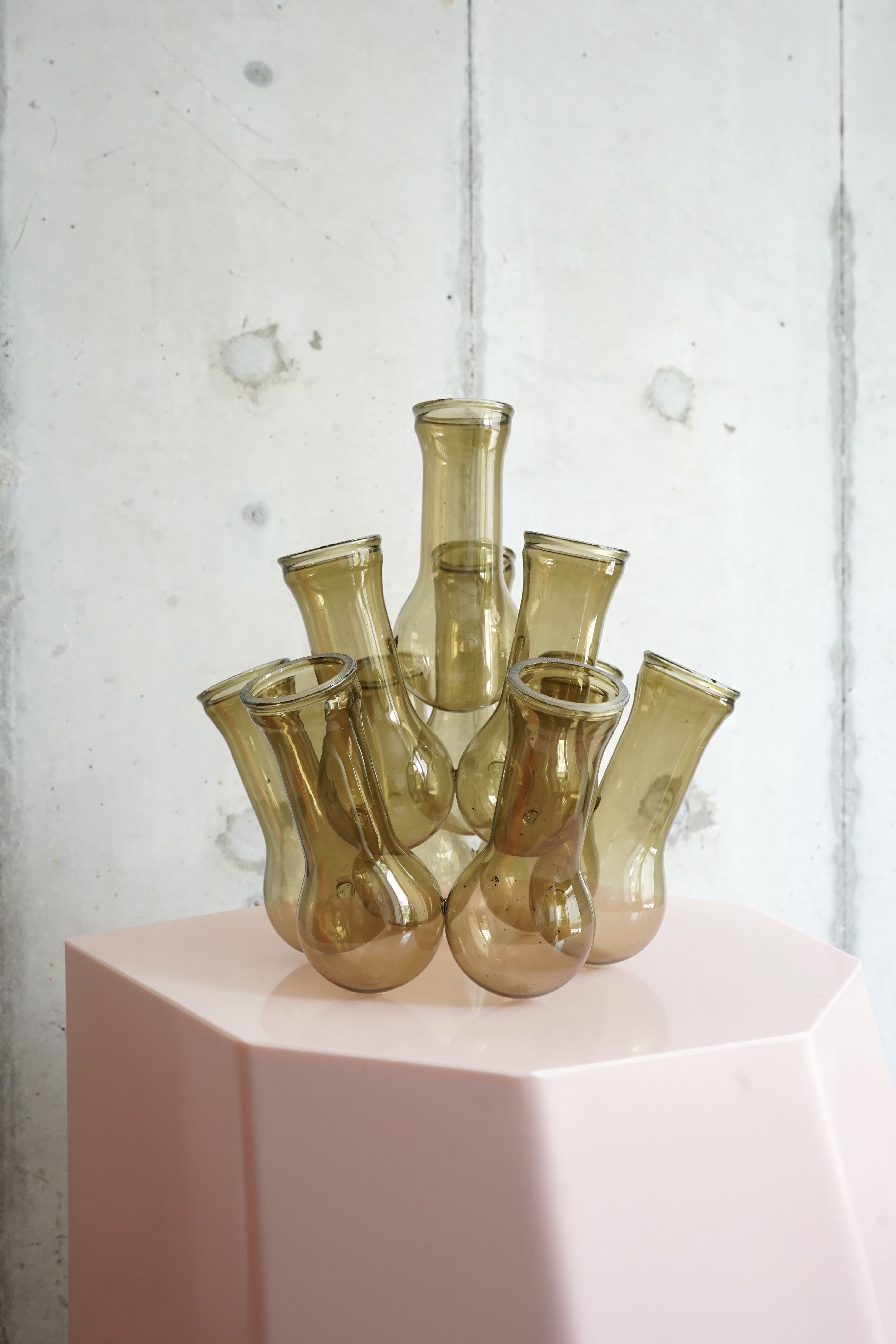 MULTI HOLE VASE (M) / brown