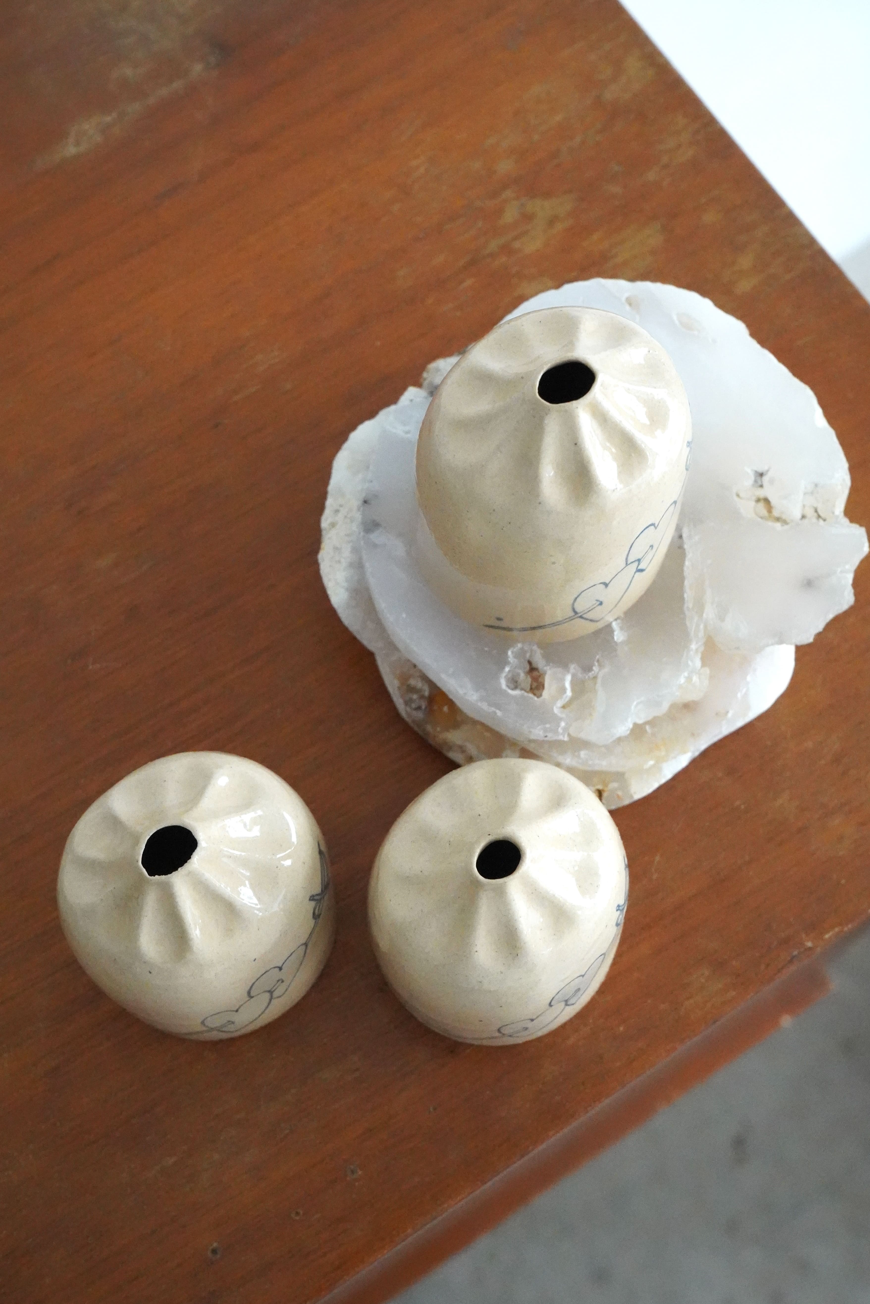 vase / heart