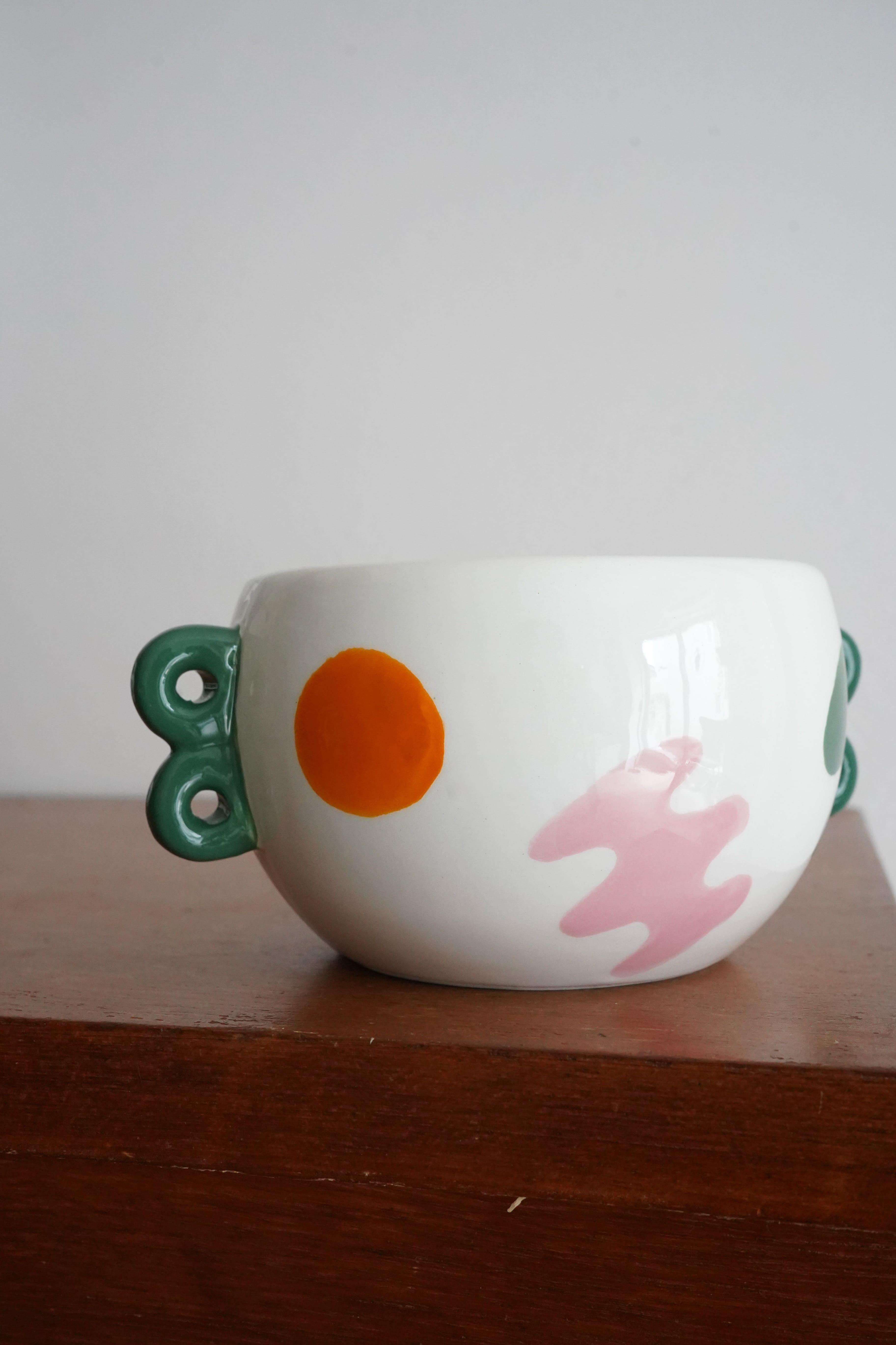 pop handle bowl