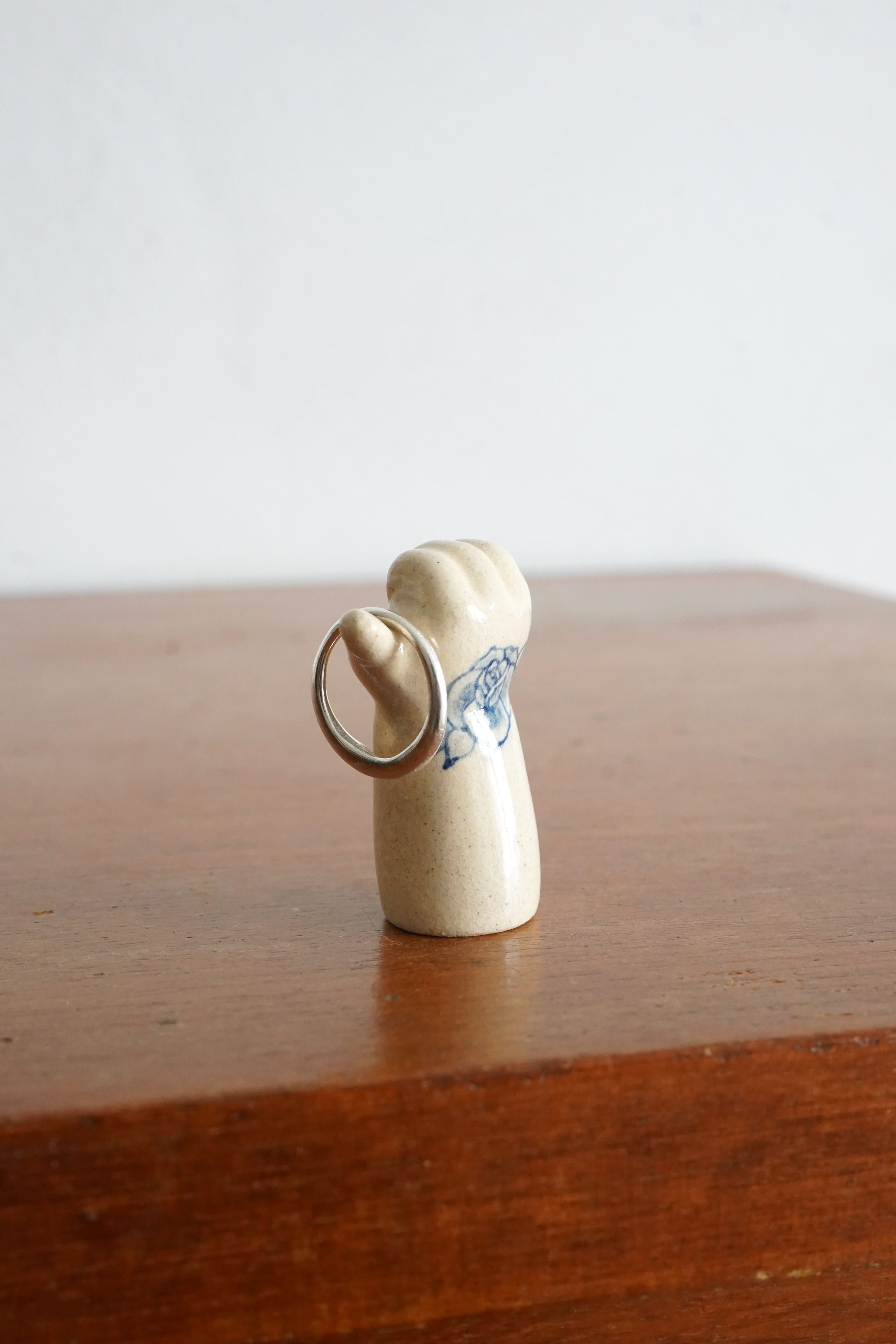 Tattoo Hand Ring Stand