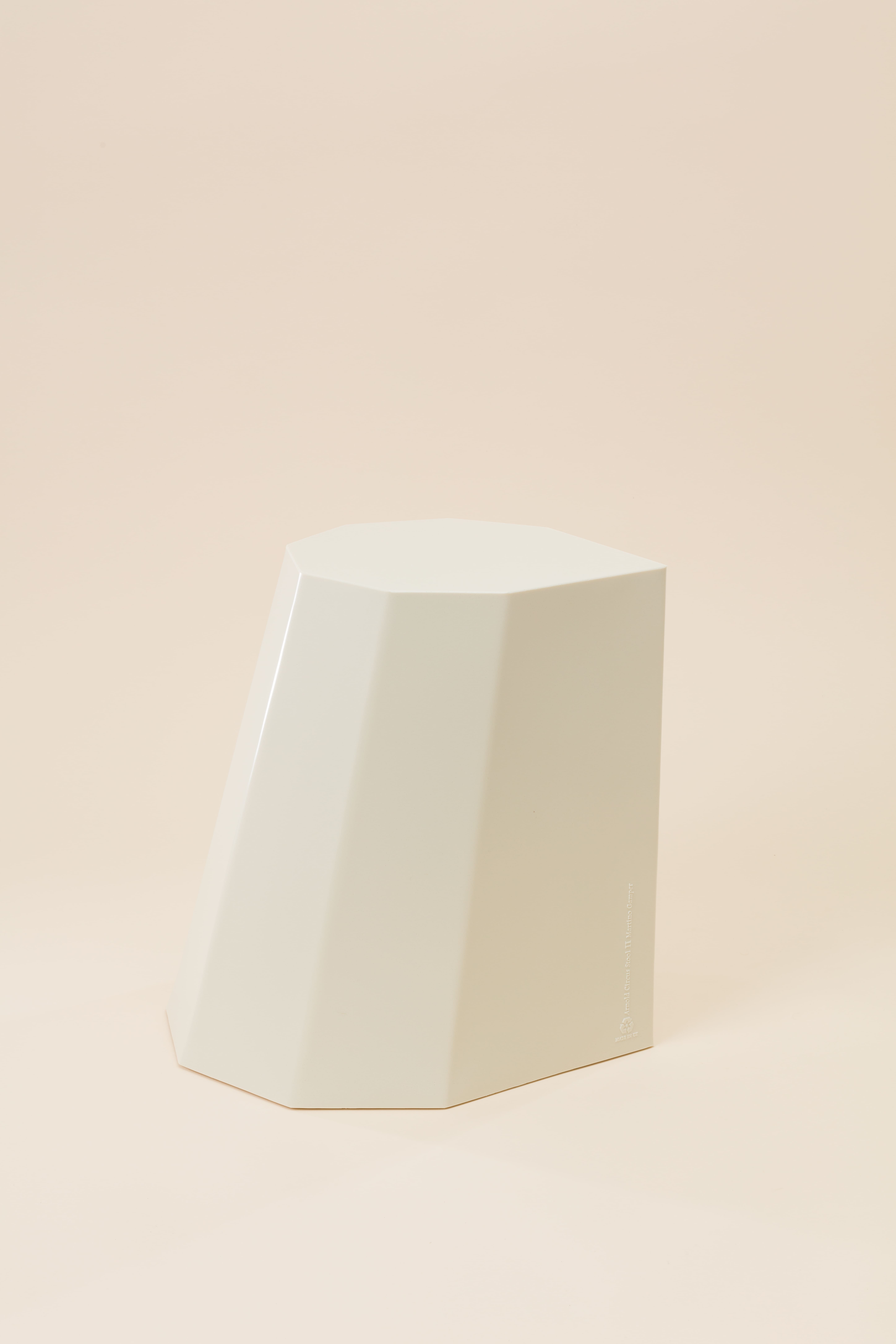 Arnold Circus Stool / White Ivory
