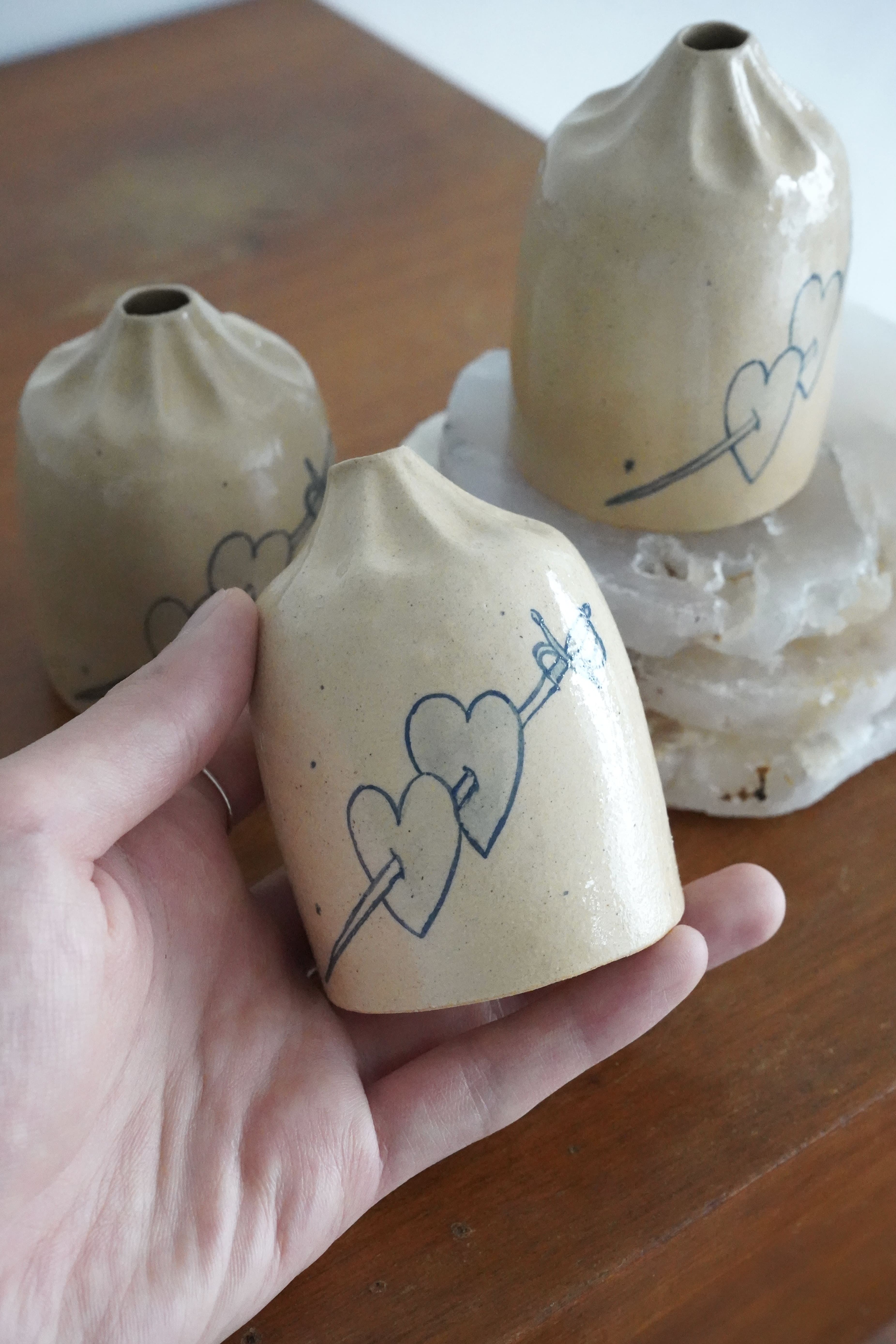 vase / heart