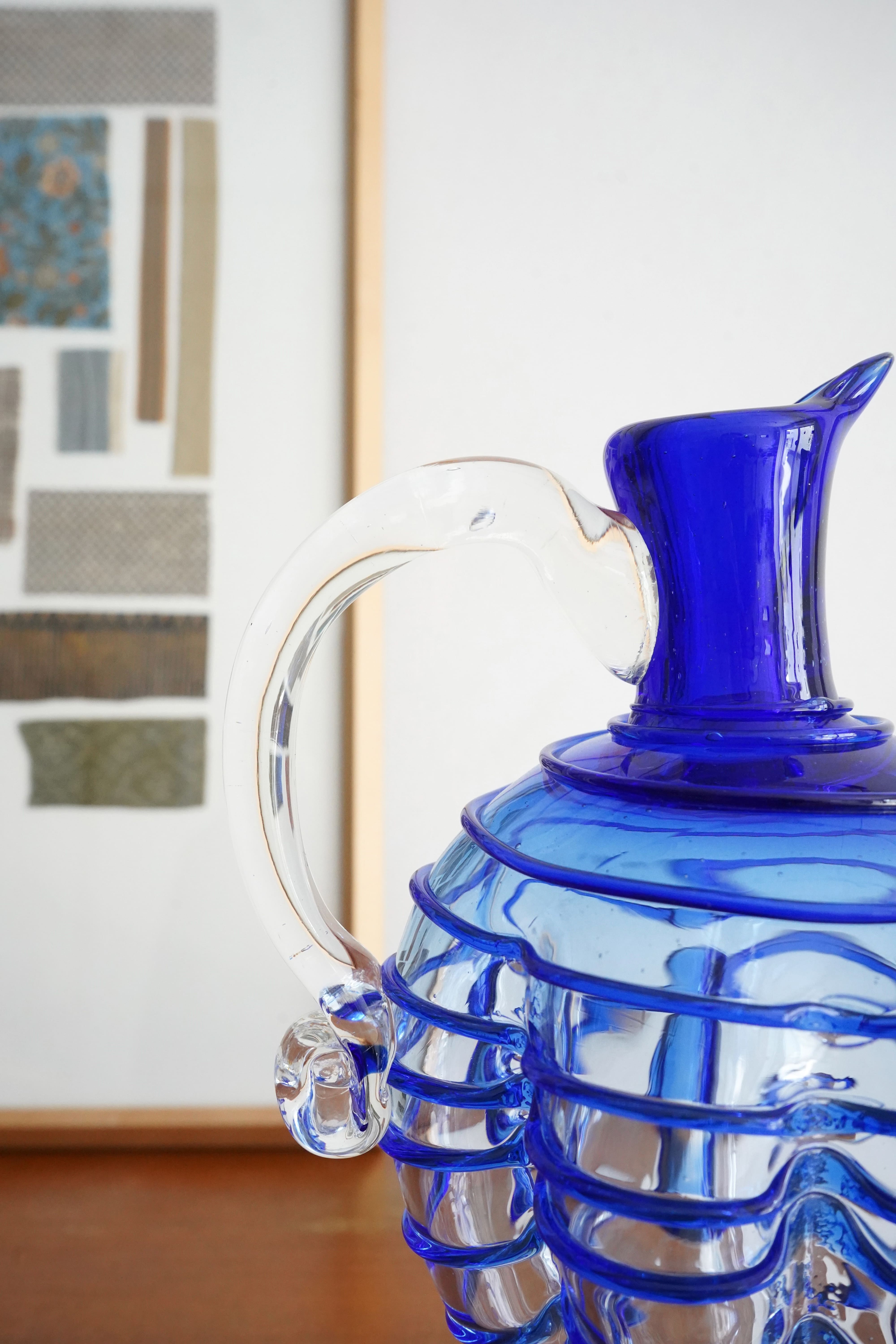 Tide Loop Vase
