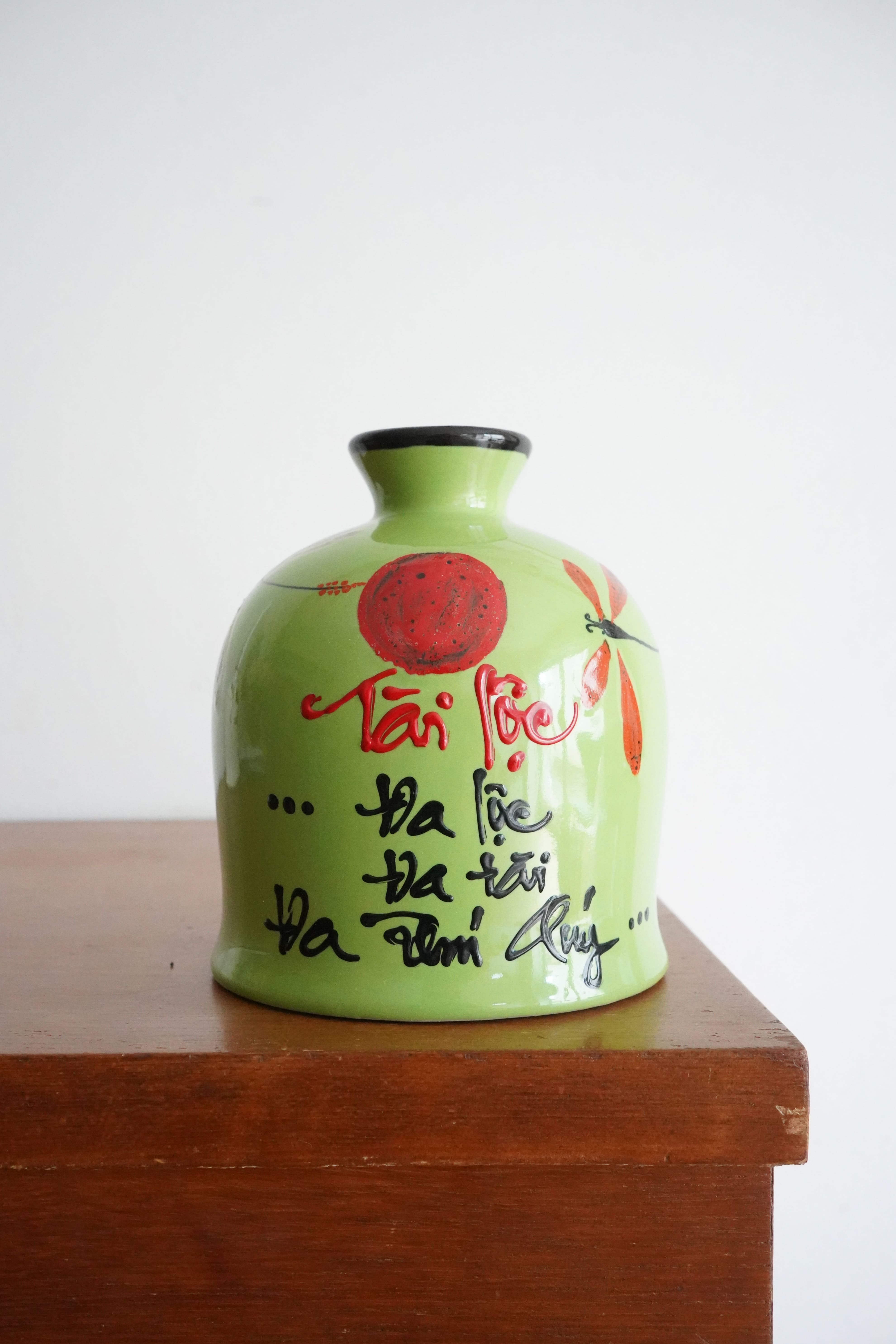 Hand-Painted Ceramic Vase color: green