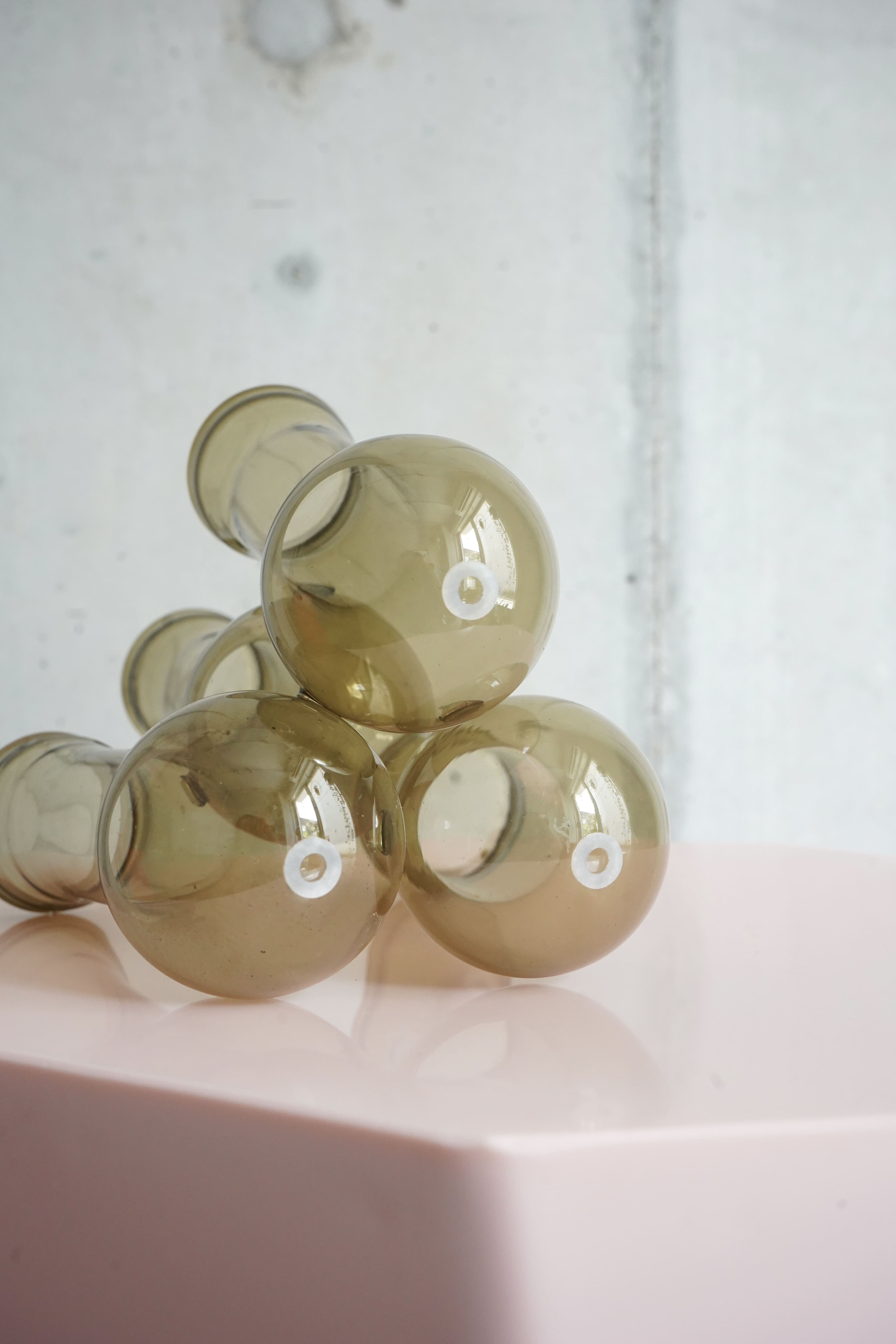MULTI HOLE VASE (S) / brown