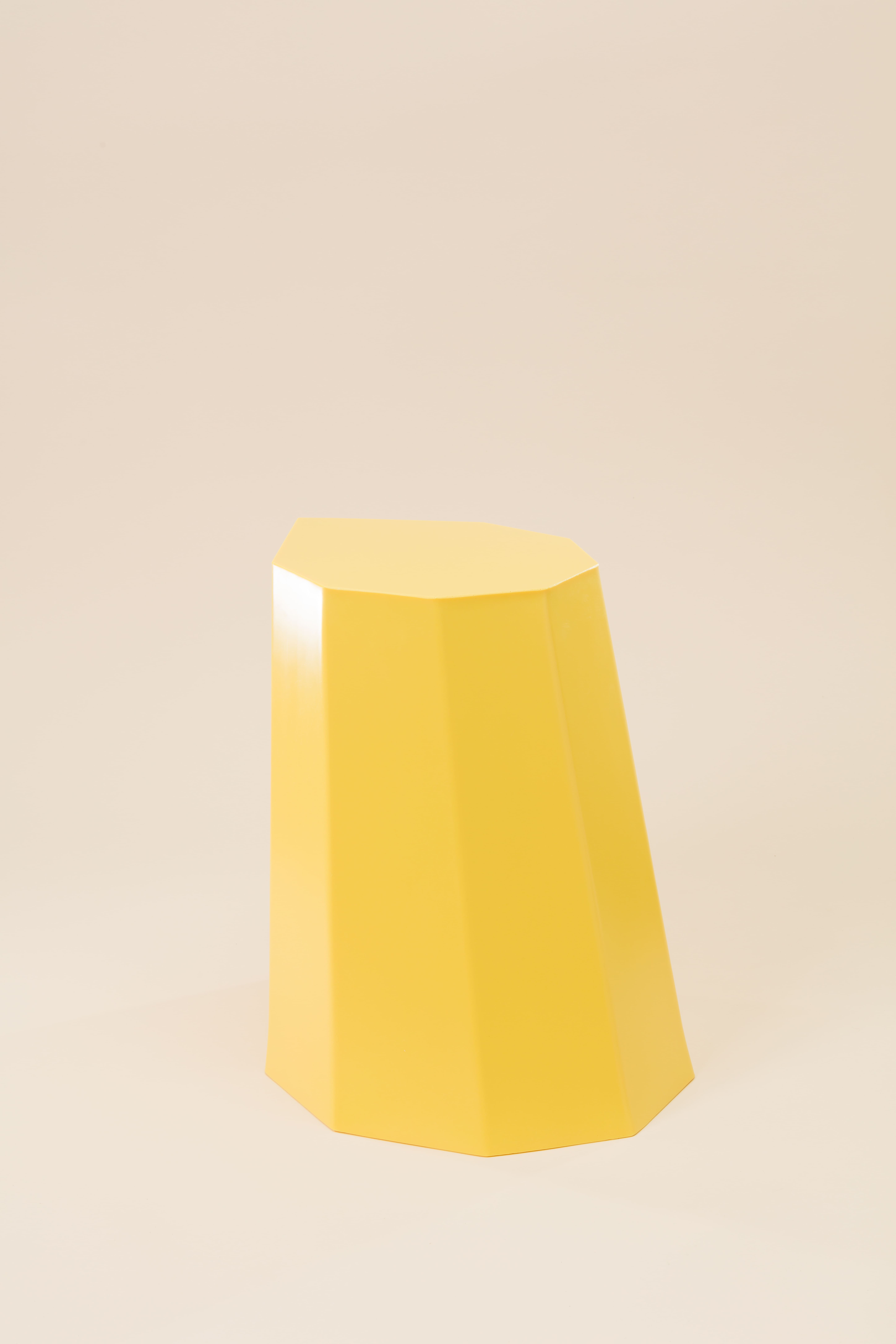 Arnold Circus Stool / Yellow