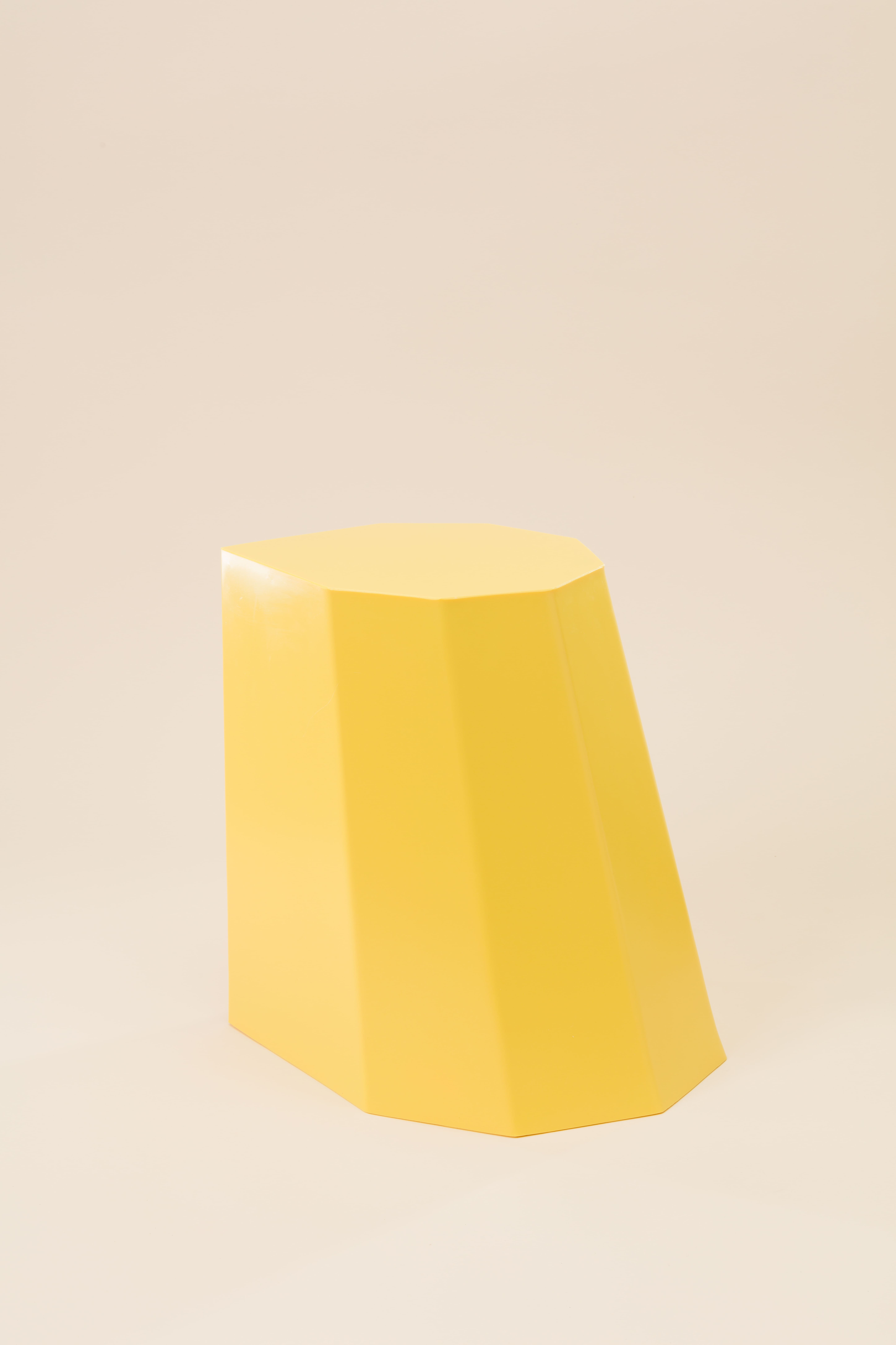 Arnold Circus Stool / Yellow