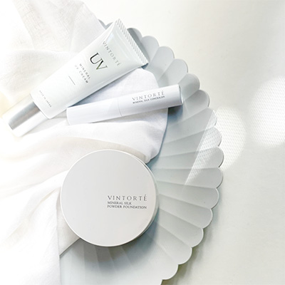 毛穴をカバーするベースメイク特集！鼻や頬の毛穴悩みを解消してくれるアイテムを紹介