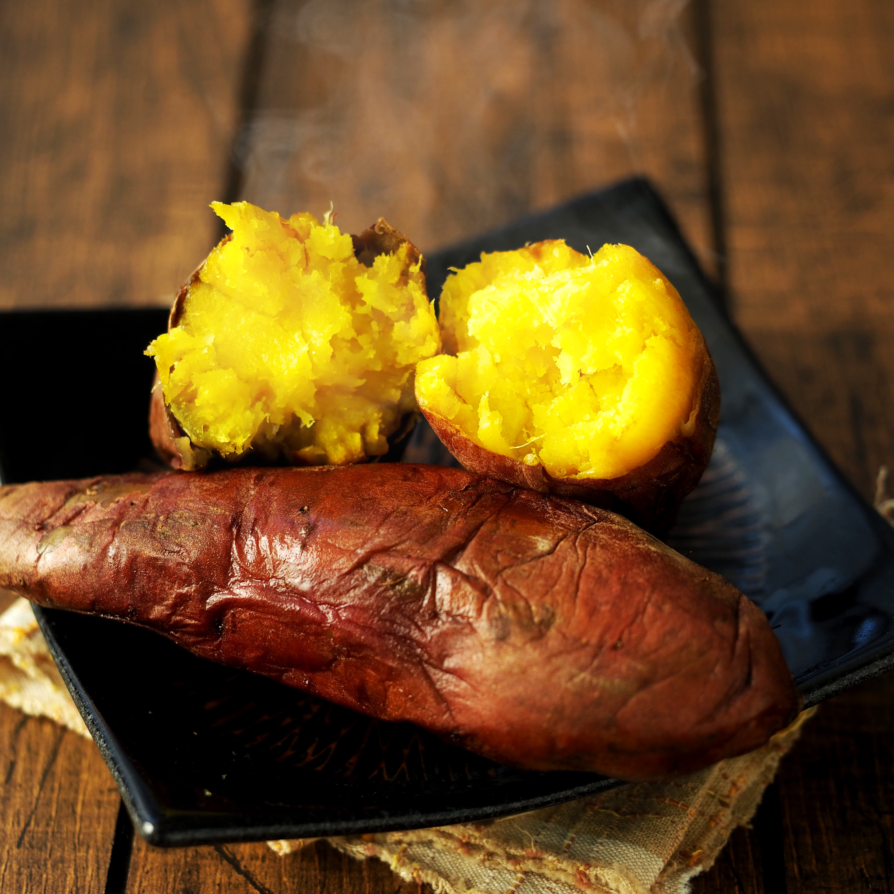 ワタミファーム佐原農場　有機紅はるかを使った焼きいも