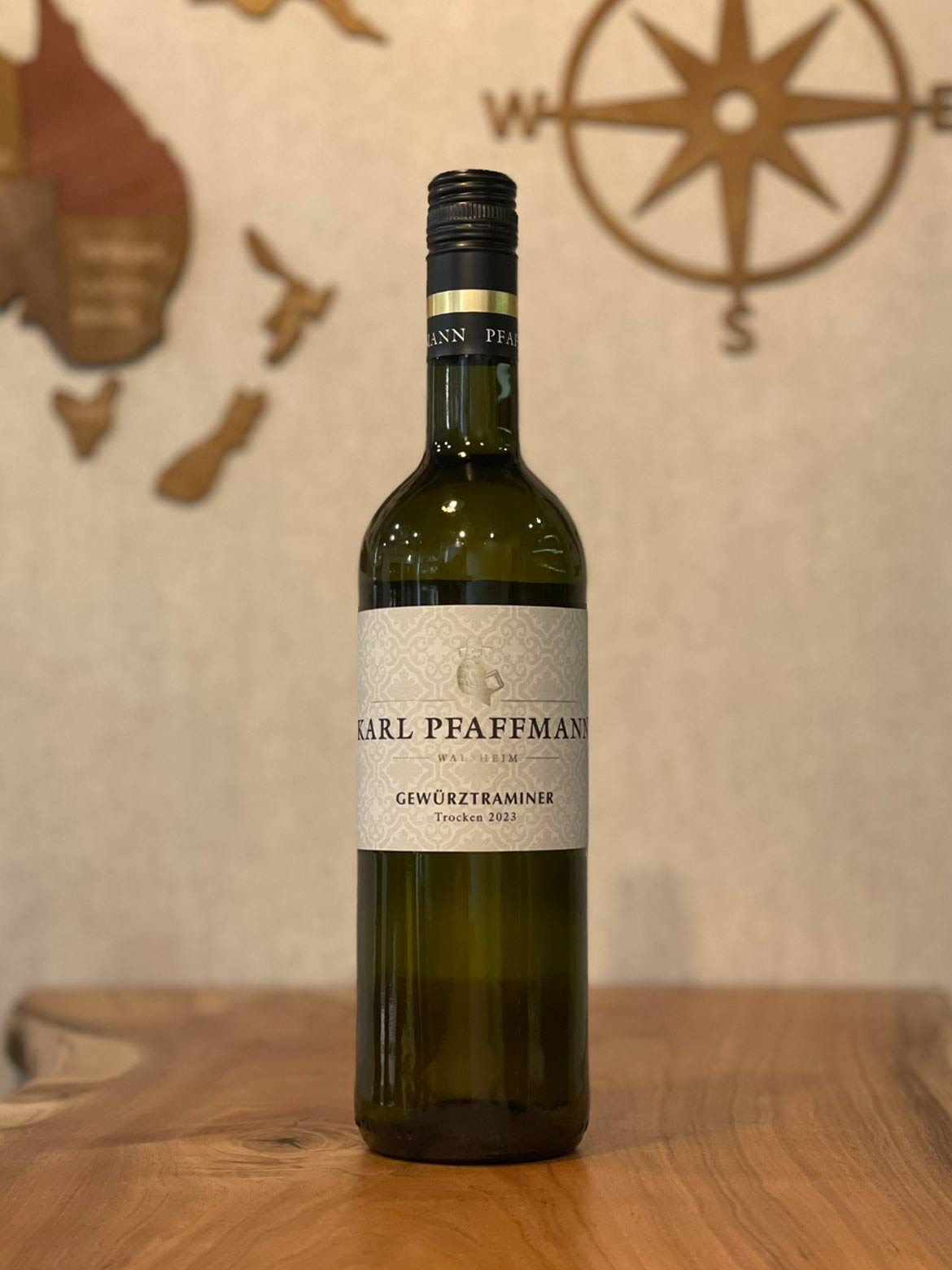 カール・ファフマン　ゲヴュルツトラミナー・トロッケン