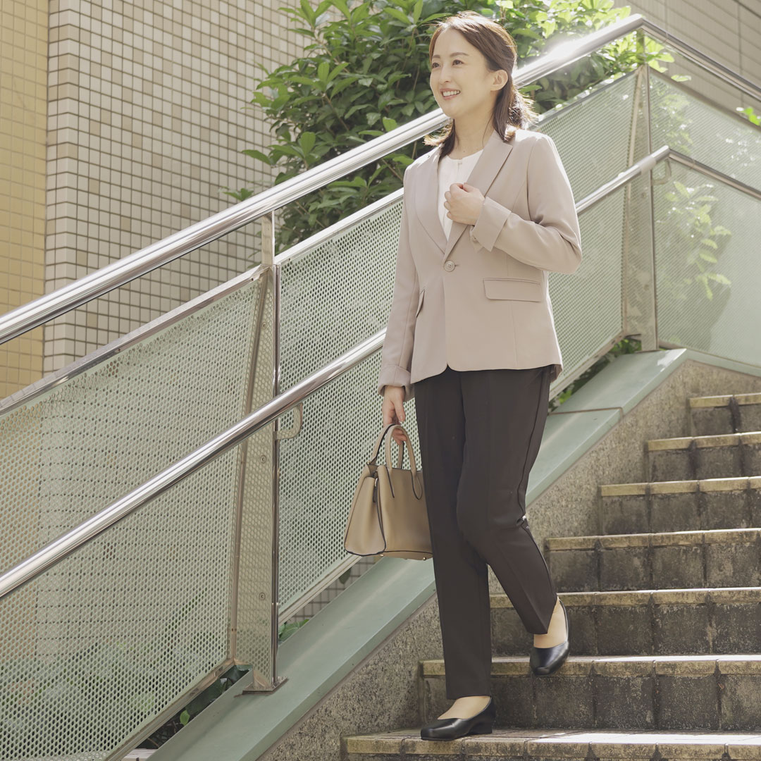 足元から骨格・背骨を整えるサンダル 様々な検証