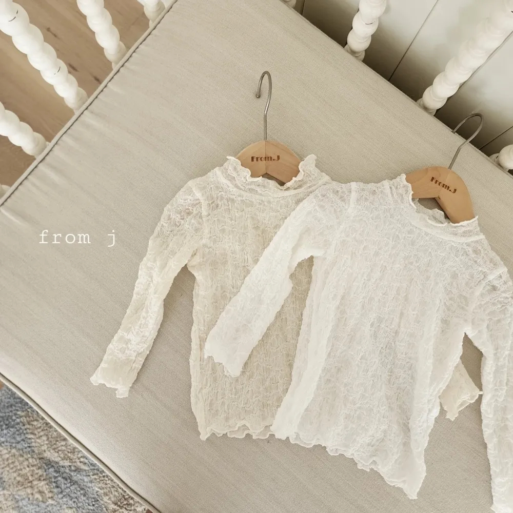 FROM.J レースハイネック トップス カラー: WHITE